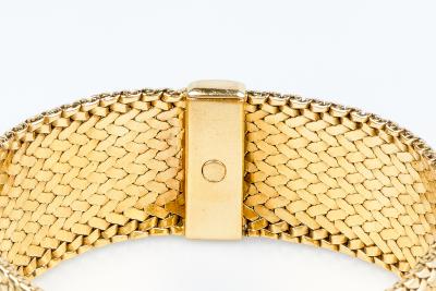 Bracelet manchette en or jaune 18 carats 2