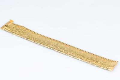 Bracelet manchette en or jaune 18 carats 2