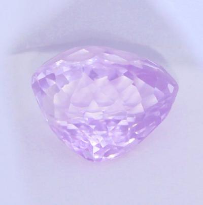 18,79 carats. Kunzite rose pourpre 2