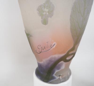 Émile GALLE - Vase en pate de verre à décor d’hortensias, signé, Nancy 2