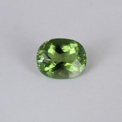4,24 carats. Tourmaline Paraïba vert jaunâtre fluo 2