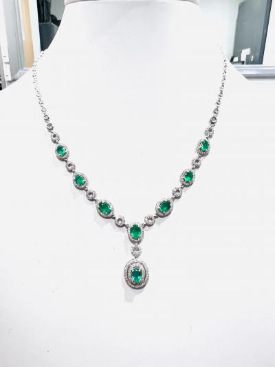 Collier émeraude et diamants en or blanc 18 carats, émeraudes de qualité gemme naturelle 2/75 carats 2