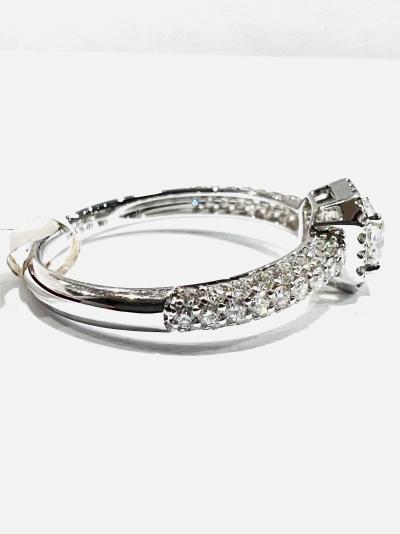 Bague en or blanc 18 carats taille princesse avec diamants Halo pavés, diamant 0,963 ct 2