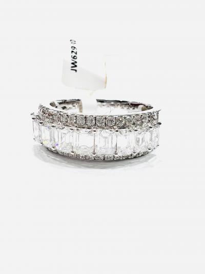 18ct white Gold Diamond Dress ring,1.64ct total diamond weigh - Jewellery &  Watches - Plazzart