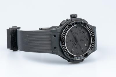 Montre Hublot Big Bang All Black chronograph en céramique noir 2