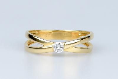 Bague diamant en or jaune 18 carats 2