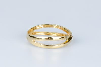 Bague diamant en or jaune 18 carats 2