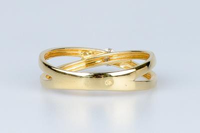 Bague diamant en or jaune 18 carats 2