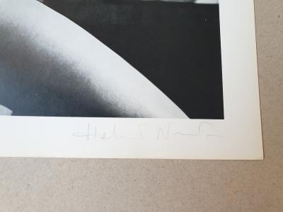 Helmut Newton - Jassara-Rue Aubriot, Paris 1977 - Photolithographie 2