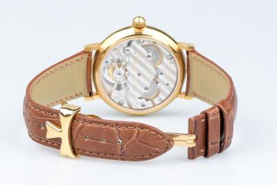 Montre Vacheron Constantin Patrimony Tourbillon en or jaune 18 carats 2