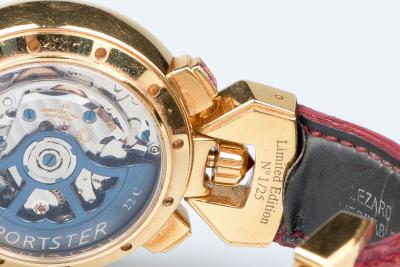 Montre Bovet saphirs roses diamants en or rose 18 carats 2