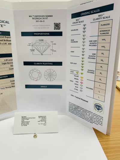 Diamant naturel de 1,05 ct taillé en brillant, brun clair, pureté si2, certification naturelle sans traitement 2