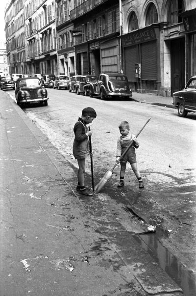 Maurice Bonnel - Rue des Beaux-Arts, 1956 - Photographie argentique 2