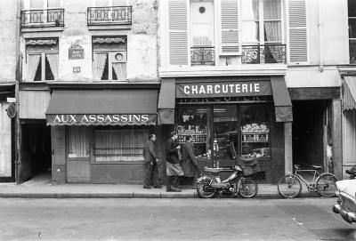 Maurice Bonnel - Le bar Aux Assassins rue Jacob Paris 1956 - Tirage argentique 2