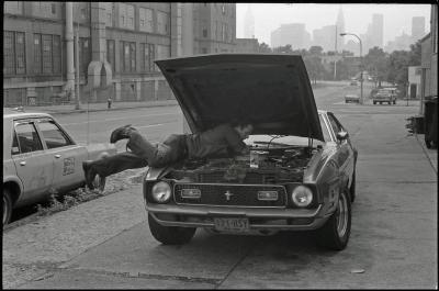Claude Vesco - Mustang Brooklyn New York 1980 - Photographie argentique 2