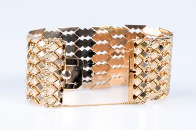 Bracelet manchette en or rose 18 carats 2