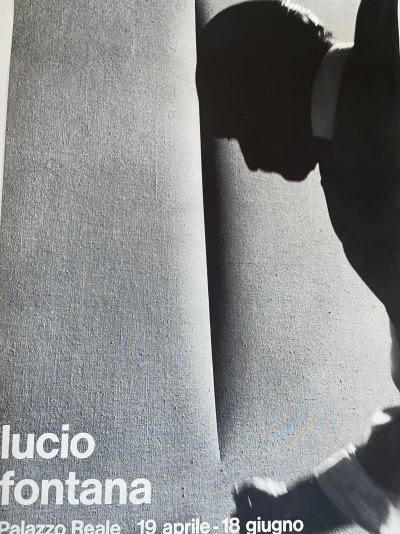Ugo Mulas - Affiche pour l’exposition de Lucio Fontana au Palazzo Reale de Milan, 1972 - Affiche 2