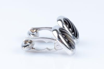 Boutons de manchette en or blanc 18 carats ornée de 2 nacres 2