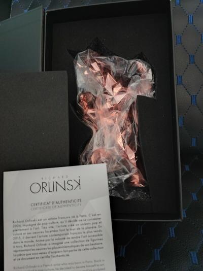 Richard ORLINSKI  Le Bear Spirit (Gold Pink Edition)  Sculpture en résine 2