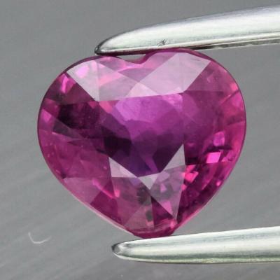 0,75 ct. Rubis rouge violacé naturel non chauffé 2