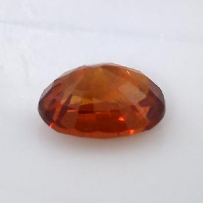 1,57 ct. Saphir Rouge Orange 2