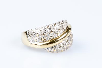Bague diamants en or jaune 18 carats 2