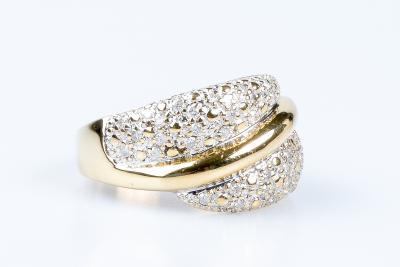 Bague diamants en or jaune 18 carats 2