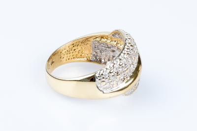 Bague diamants en or jaune 18 carats 2