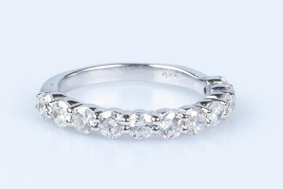 Bague diamants en or blanc 18 carats 2