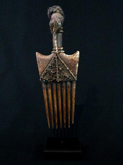 Côte d’Ivoire, Ethnie Baoulé, Peigne sur socle 2