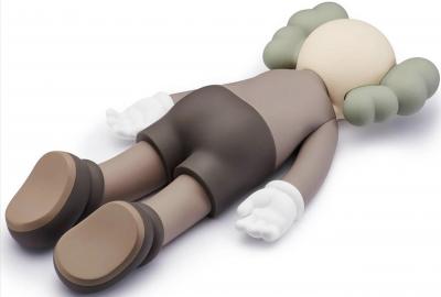 KAWS COMPANION - Figure Vinyl Marron 2