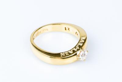 Bague BALMAIN solitaire en or jaune 18 carats 2