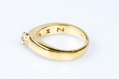 Bague BALMAIN solitaire en or jaune 18 carats 2