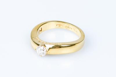 Bague BALMAIN solitaire en or jaune 18 carats 2