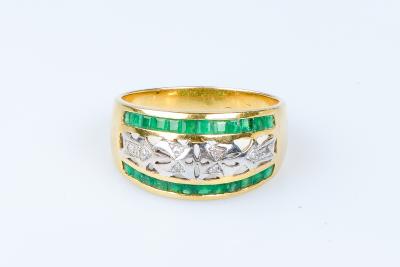 Bague diamants émeraudes en or jaune 18 carats 2