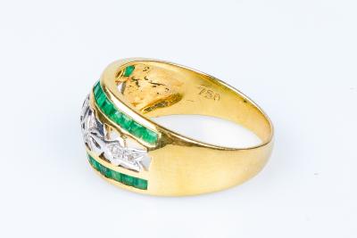 Bague diamants émeraudes en or jaune 18 carats 2