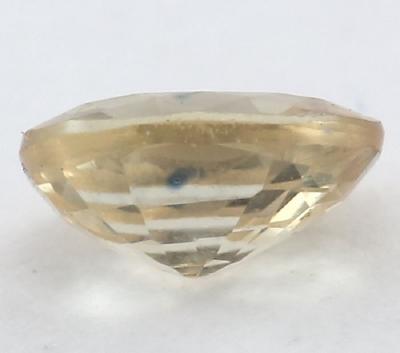 0,22 ct. Saphir jaune orangé 2