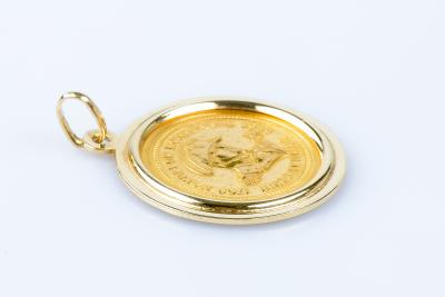 Pendentif médaille Napoléon Bonaparte en or jaune 18 carats 2