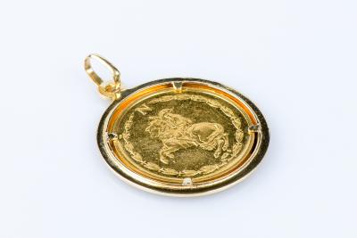 Pendentif médaille Napoléon Bonaparte en or jaune 18 carats 2