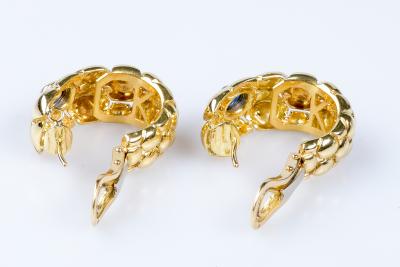 Boucles d’oreilles saphir diamant en or jaune 18 carats 2