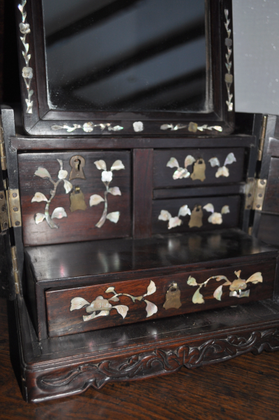 Japon, XIXème siècle - Coffret à bijoux en palissandre 2