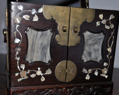 Japon, XIXème siècle - Coffret à bijoux en palissandre 2