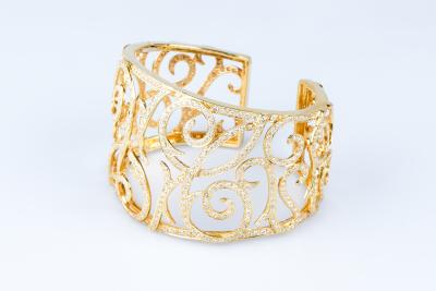 Magnifique bracelet de haute joaillerie en or jaune 14 carats 2