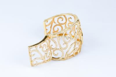 Magnifique bracelet de haute joaillerie en or jaune 14 carats 2