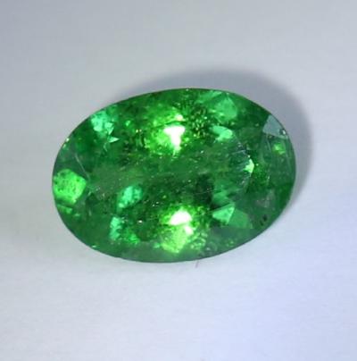 0,81 ct. Tsavorite non traitée (Grossularite - Grenat) 2