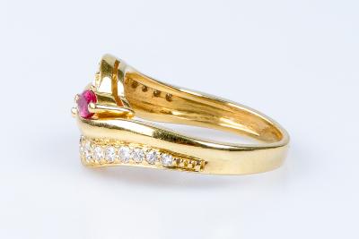 Bague rubis diamant en or jaune 18 carats 2