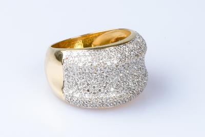 Bague diamant en or jaune 18 carats 2