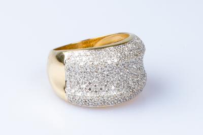 Bague diamant en or jaune 18 carats 2