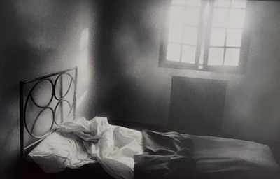 Raymond Depardon Hospital San Clemente( circa 1977)  tirage c numerique sur papier fuji crystal archive matte avec l'accord de l'artiste signe en marge droite 2
