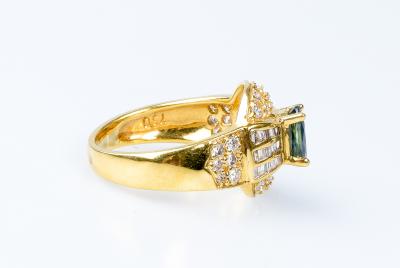 Bague diamant saphir en or jaune 18 carats 2